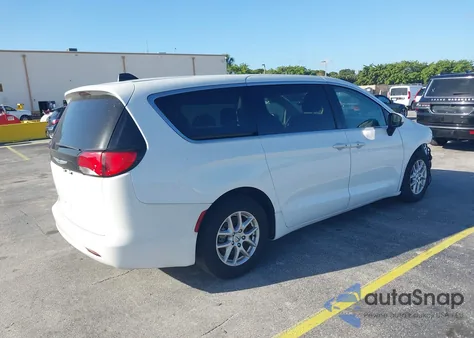 2022 Chrysler Voyager Lx из США, поврежденный, VIN 2C4RC1CG0NR208549